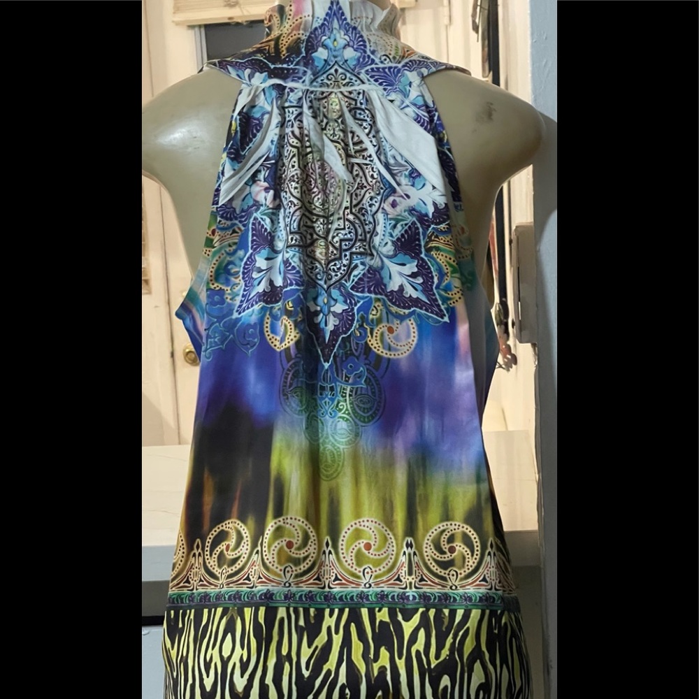 Stylish Blouse - Picture 2 of 2